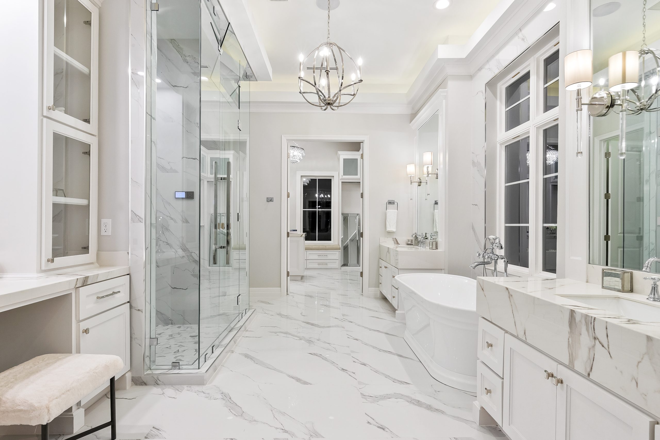 1707 E. 28th custom home design in Texas by Villa Homes, Mission & McAllen construction luxury bathroom design