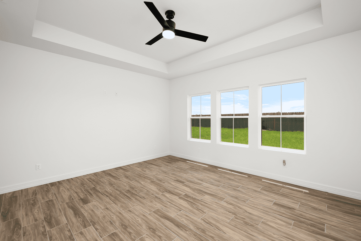 1806-E-28th-silverwood