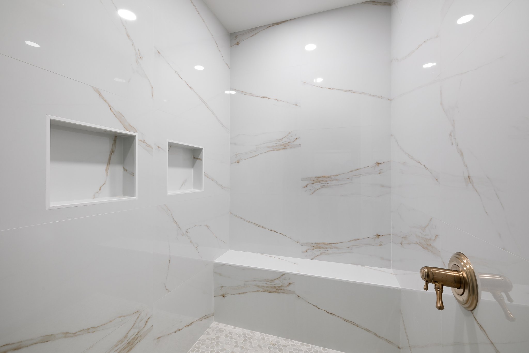 1906 E 28th St Custom home designed by Villa Homes Custom Home Builders McAllen, Mission, RGV, TX