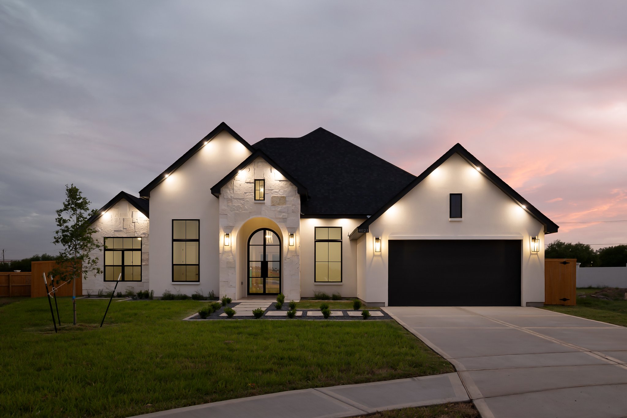 4021 Waccamaw St custom home by Villa Homes builders in Mission, Tx